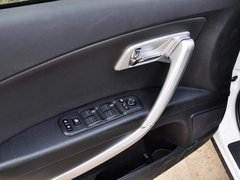 奔腾X80 2013款 2.3L 自动 豪华型