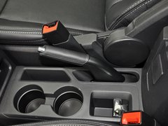 指南者(进口) 2014款 2.4L 自动 四驱豪华版 5座