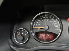 指南者(进口) 2014款 2.4L 自动 四驱豪华版 5座