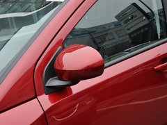 指南者(进口) 2014款 2.4L 自动 四驱豪华版 5座