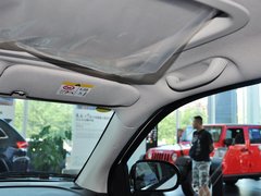 指南者(进口) 2014款 2.4L 自动 四驱蛇行珍藏版 5座