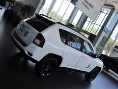 指南者(进口) 2014款 2.4L 自动 四驱蛇行珍藏版 5座