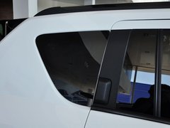 指南者(进口) 2014款 2.4L 自动 四驱蛇行珍藏版 5座
