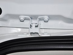 指南者(进口) 2014款 2.4L 自动 四驱蛇行珍藏版 5座