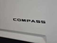 指南者(进口) 2014款 2.0L 自动 两驱豪华版 5座