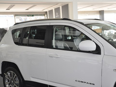指南者(进口) 2014款 2.0L 自动 两驱豪华版 5座