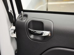 指南者(进口) 2014款 2.0L 自动 两驱运动版 5座