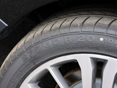 揽胜运动 2013款 5.0 V8 NA 黑标限量版 5座