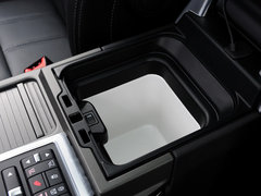 揽胜运动 2013款 5.0 V8 NA 黑标限量版 5座