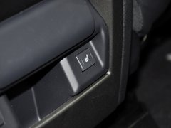 揽胜运动 2013款 5.0 V8 NA 黑标限量版 5座