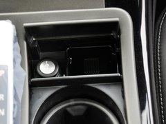 揽胜运动 2013款 5.0 V8 NA 黑标限量版 5座
