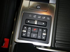 揽胜运动 2013款 5.0 V8 NA 黑标限量版 5座