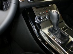 揽胜运动 2013款 5.0 V8 NA 黑标限量版 5座