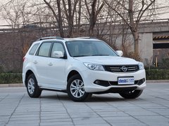 海马汽车  2.0L 手动 车辆右侧45度角