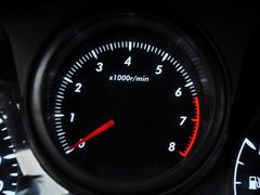 A380 2010款 1.6L 手动 基本型 5门