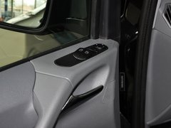 威霆 2013款 3.0L 自动 商务型
