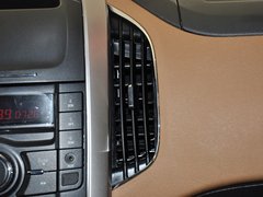 宝骏630 2013款 1.5L 手动 舒适型炫酷版