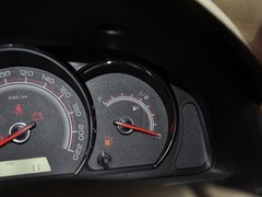 宝骏630 2013款 1.5L 手动 舒适型炫酷版