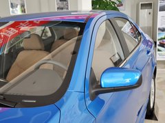 宝骏630 2013款 1.5L 手动 舒适型炫酷版