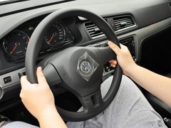 朗行 2013款 1.6L 自动 舒适型