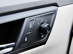 朗行 2013款 1.6L 自动 豪华版