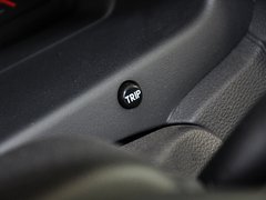 狮跑 2013款 2.0 GLS 手动两驱 5座