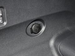 狮跑 2013款 2.0 GLS 手动两驱 5座