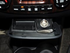 狮跑 2013款 2.0 DLX 自动两驱 5座