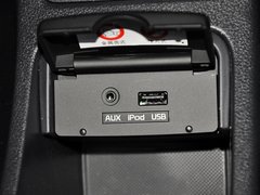 狮跑 2013款 2.0 DLX 自动两驱 5座