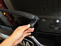狮跑 2013款 2.0 DLX 自动两驱 5座