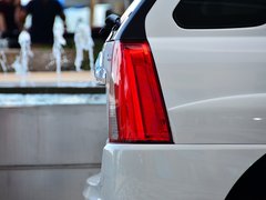狮跑 2013款 2.0 Premium 自动两驱 5座