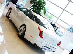 捷豹XJ 2013款 3.0SC 自动 剑桥限量版