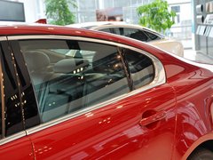 捷豹XF 2013款 2.0T 自动 剑桥限量版