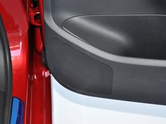 标致308 2013款 1.6L 自动 风尚陈坤出色版