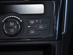 标致308 2013款 1.6L 自动 风尚陈坤出色版