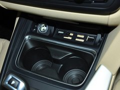 宝马3系GT 2013款 320i 2.0T 自动 领先版