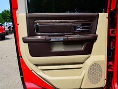 RAM Trucks霸王龙 2013款 1500 LARAMIE LONGHORN