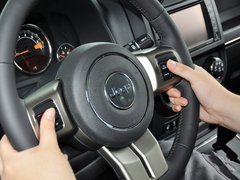 自由客 2014款 2.4L 自动 豪华导航版 5座