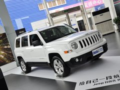 自由客 2014款 2.4L 自动 豪华导航版 5座