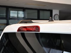 自由客 2014款 2.4L 自动 豪华导航版 5座