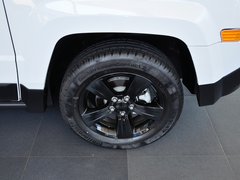 自由客 2014款 2.4L 自动 蛇行珍藏版 5座