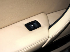 宝马X5 M 2013款 4.4T 自动 5座