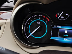 君越 2013款 2.4L SIDI 自动 领先舒适型