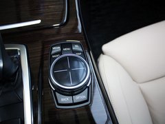 宝马5系 2013款 3.0T 自动 卓乐版