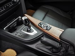 宝马3系GT 2013款 320i 2.0T 自动 风尚设计套装