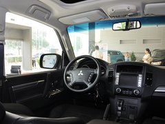 帕杰罗 2014款 3.0L 自动 精英超越版 7座