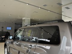帕杰罗 2014款 3.0L 自动 精英超越版 7座