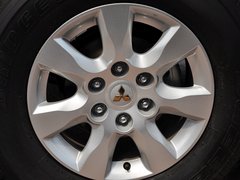 帕杰罗 2014款 3.0L 自动 精英超越版 7座