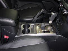 帕杰罗 2014款 3.0L 自动 豪华版 7座
