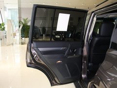 帕杰罗 2014款 3.0L 自动 豪华版 7座